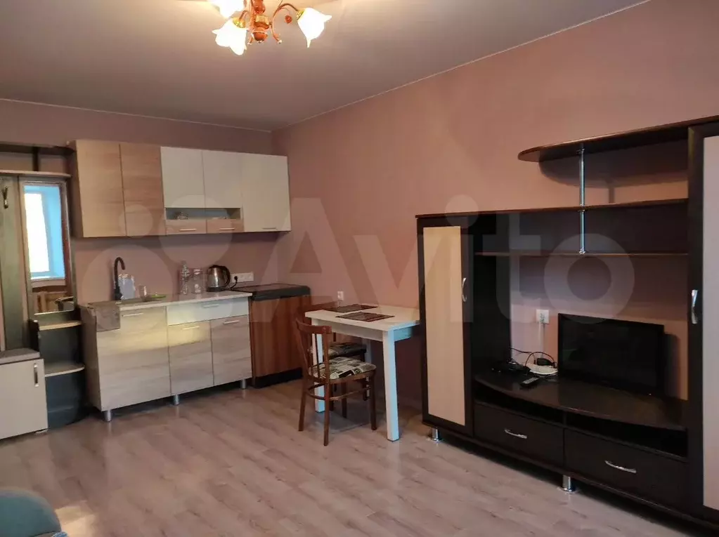 Комната 17,8 м в 4-к., 2/5 эт. - Фото 1