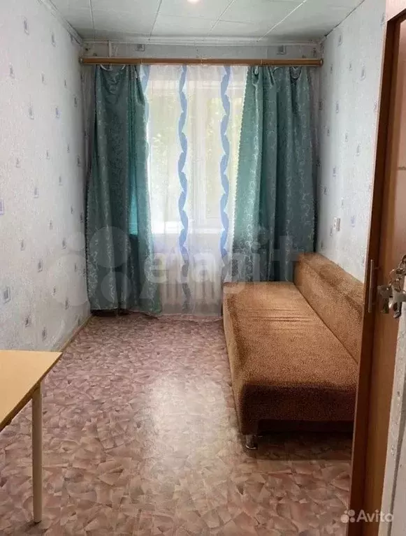 Комната 9,3м в 4-к, 1/5эт. - Фото 1