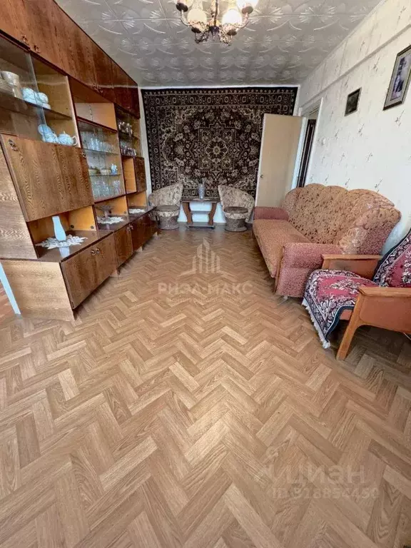 2-к кв. Брянская область, Брянск Орловская ул., 3 (45.3 м) - Фото 0