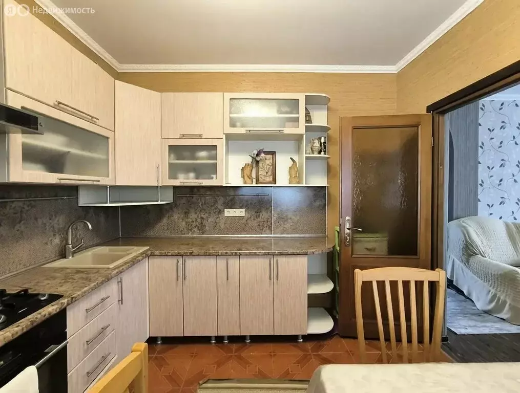 Дом в Апшеронск, улица Карла Маркса (68.7 м) - Фото 1
