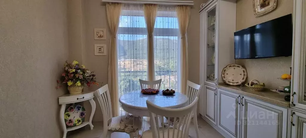 2-к кв. Краснодарский край, Геленджик ул. Витебская, 8к11 (86.1 м) - Фото 1