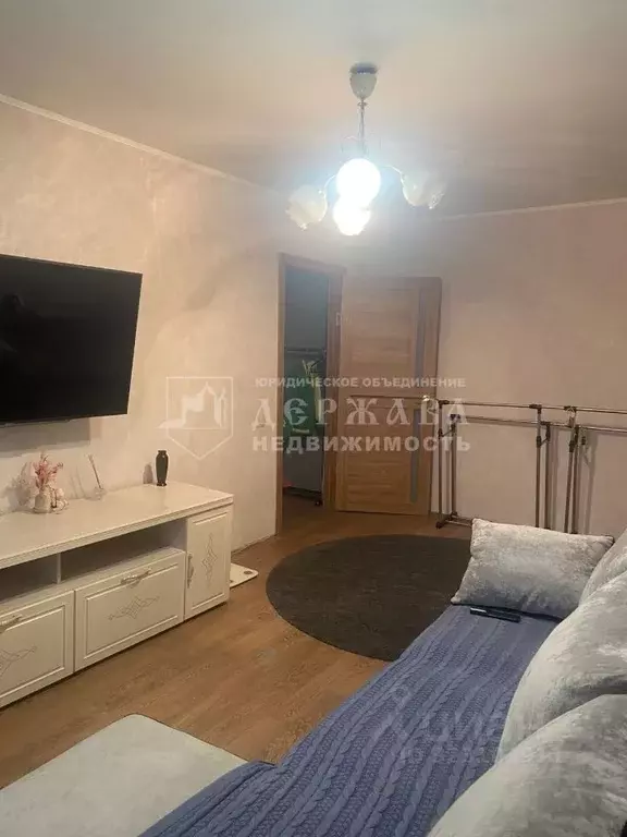 2-к кв. Кемеровская область, Междуреченск ул. Пушкина, 15 (43.0 м) - Фото 1