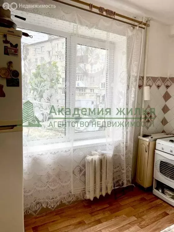 3-комнатная квартира: Саратов, Брянская улица, 26А (59.5 м) - Фото 1