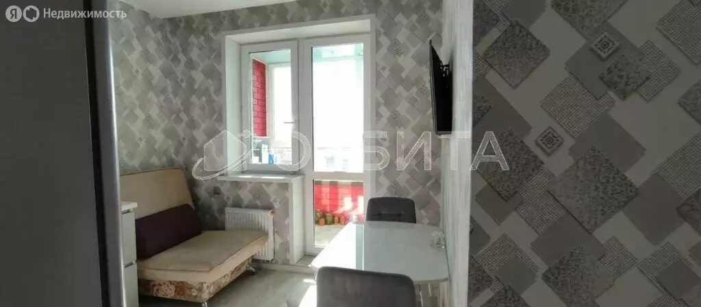 1-комнатная квартира: Тюмень, Дамбовская улица, 25к1 (37 м) - Фото 2
