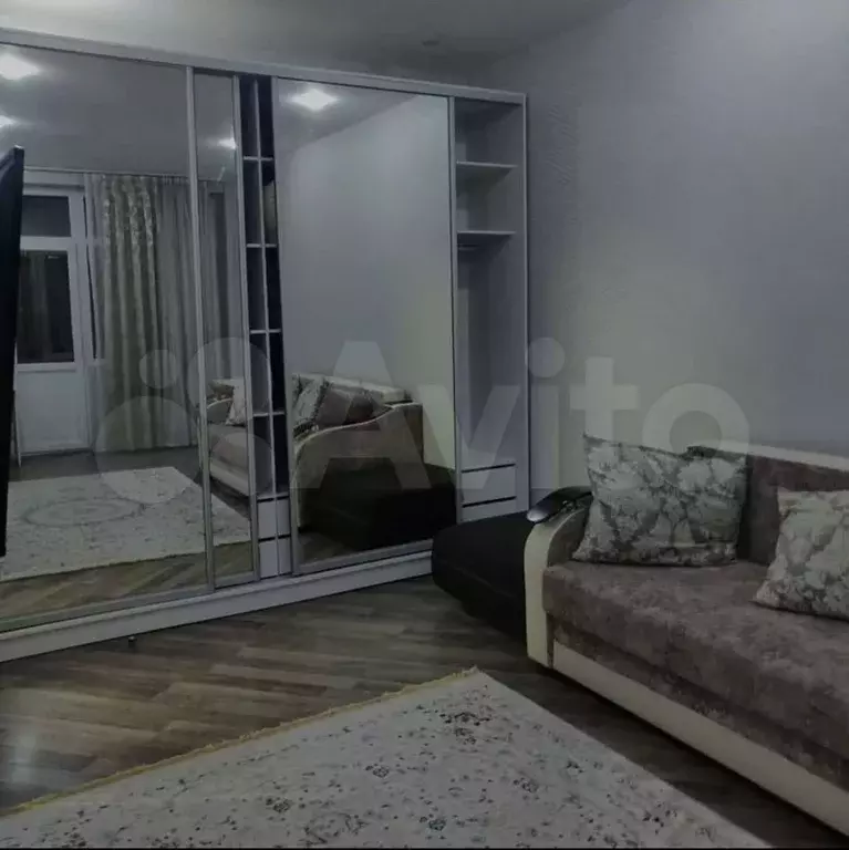 1-к. квартира, 35 м, 4/5 эт. - Фото 0