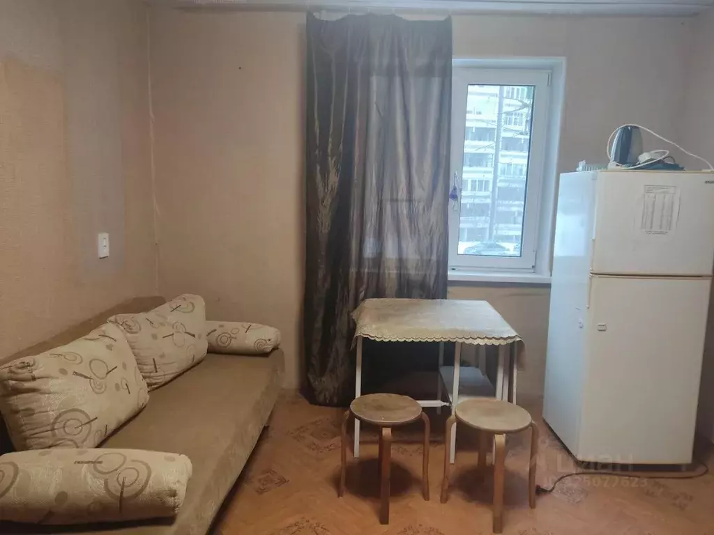 Комната Свердловская область, Екатеринбург ул. Красина, 5 (18.0 м) - Фото 1