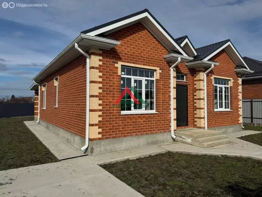 Дом в село Красносельское, Школьная улица (115 м) - Фото 1