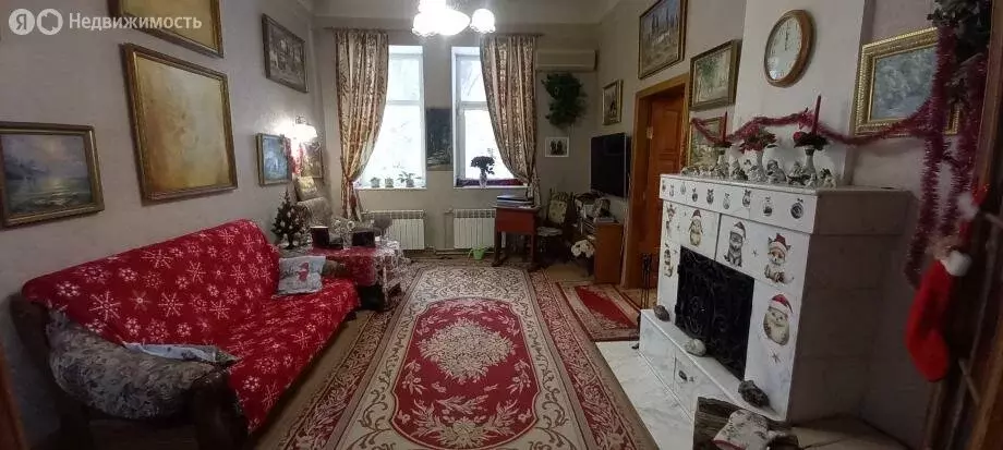 3-комнатная квартира: Феодосия, улица Ленина, 10 (150 м) - Фото 1