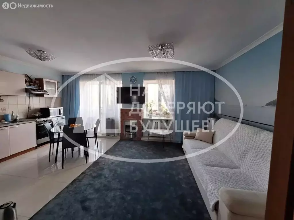 2-комнатная квартира: Кунгур, улица Труда, 53 (60 м) - Фото 2