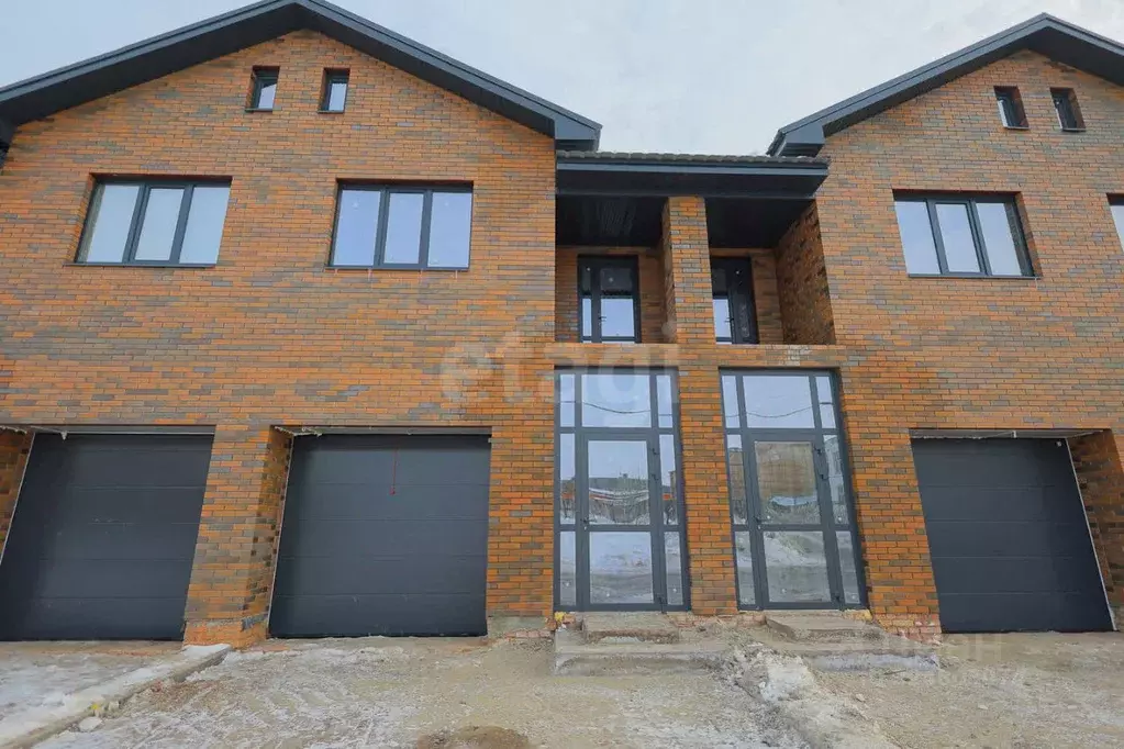 Таунхаус в Оренбургская область, Оренбургский район, пос. Ленина ... - Фото 1