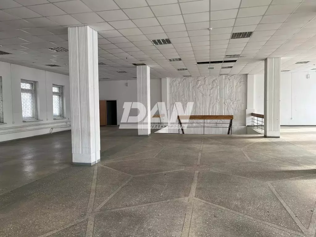 Помещение свободного назначения в Челябинская область, Златоуст ул. ... - Фото 1