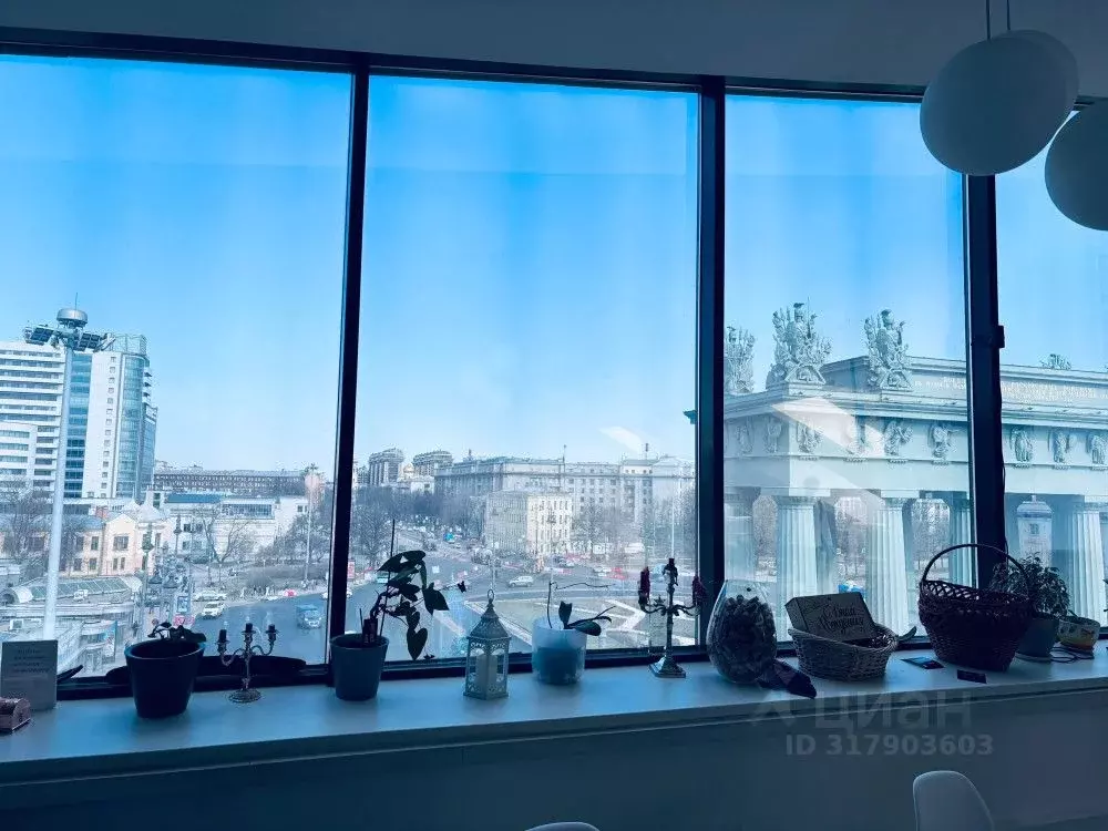 Офис в Санкт-Петербург Московский просп., 105 (310 м) - Фото 0