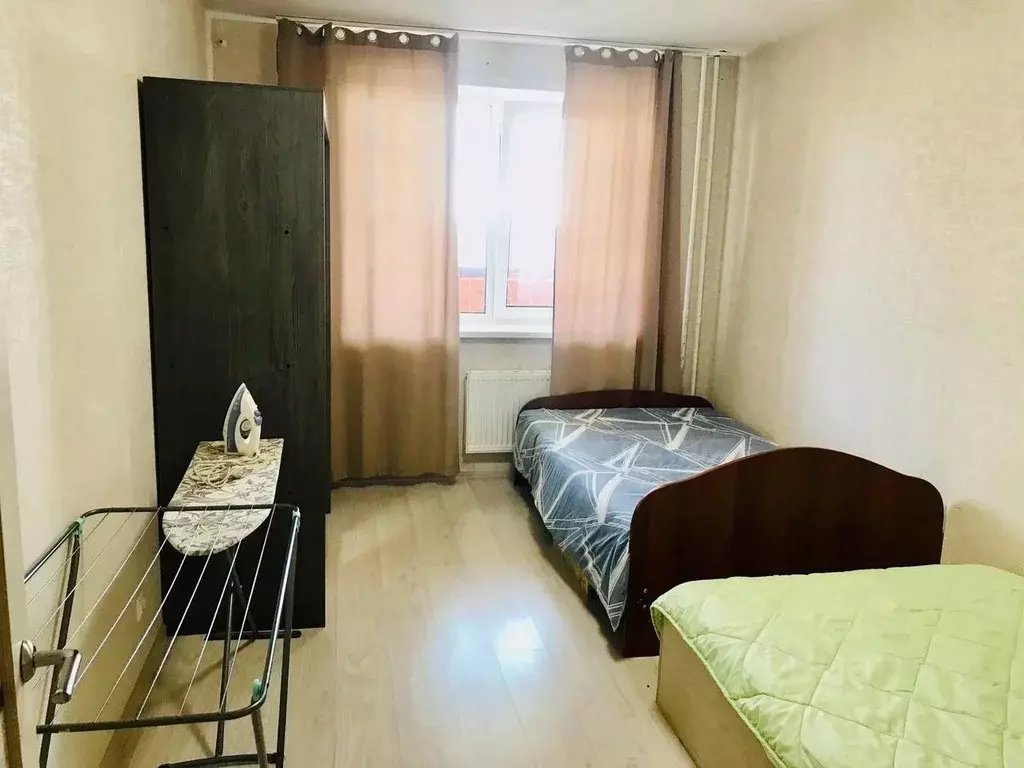 2-к кв. Удмуртия, Ижевск ул. Орджоникидзе, 65 (70.0 м) - Фото 1