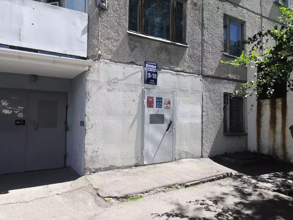 Помещение свободного назначения в Алтайский край, Барнаул Докучаево ... - Фото 0