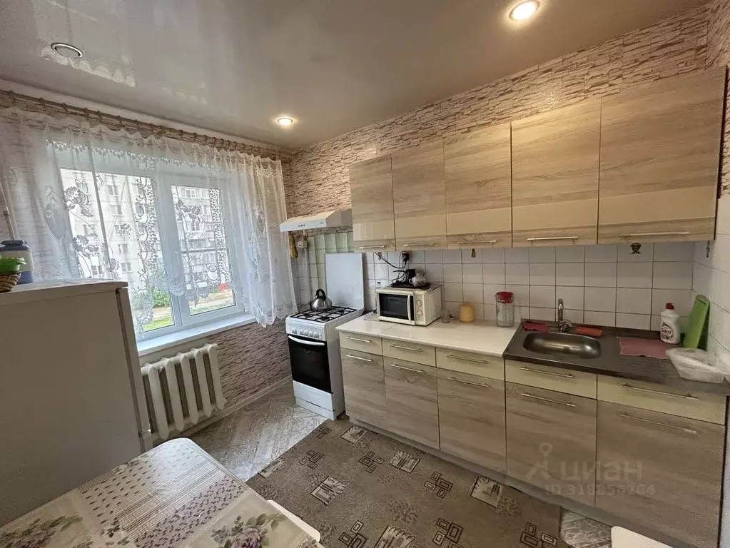 3-к кв. Курганская область, Курган Чернореченская ул., 45 (62.6 м) - Фото 0
