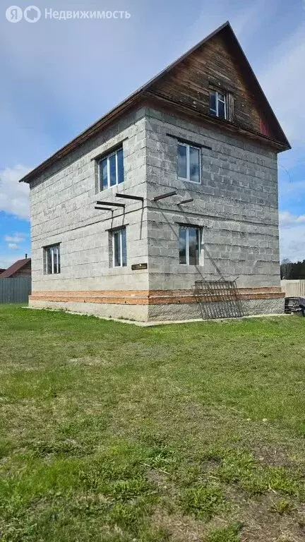 Дом в село Каменка, Тюменская улица (176 м) - Фото 1