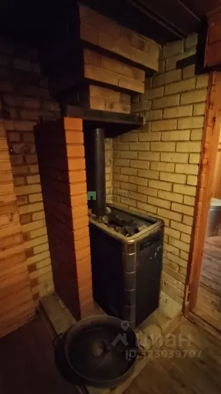 Дом в Красноярский край, Емельяново пгт ул. Северная, 1 (150 м) - Фото 2