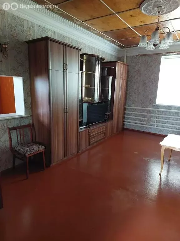 Дом в Каменск-Шахтинский, улица Свердлова (130 м) - Фото 1