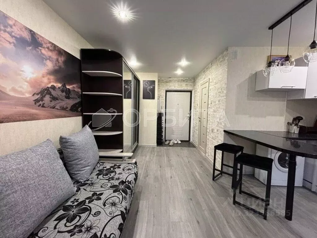 Студия Тюменская область, Тюмень ул. Новоселов, 107к2 (22.8 м) - Фото 1