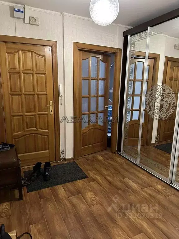 4-к кв. Красноярский край, Красноярск ул. Железнодорожников, 12 (77.0 ... - Фото 0