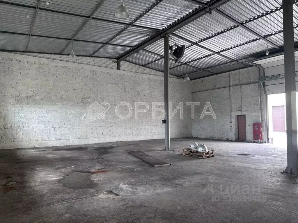 Склад в Тюменская область, Тюмень ул. Республики, 252с39 (292 м) - Фото 1