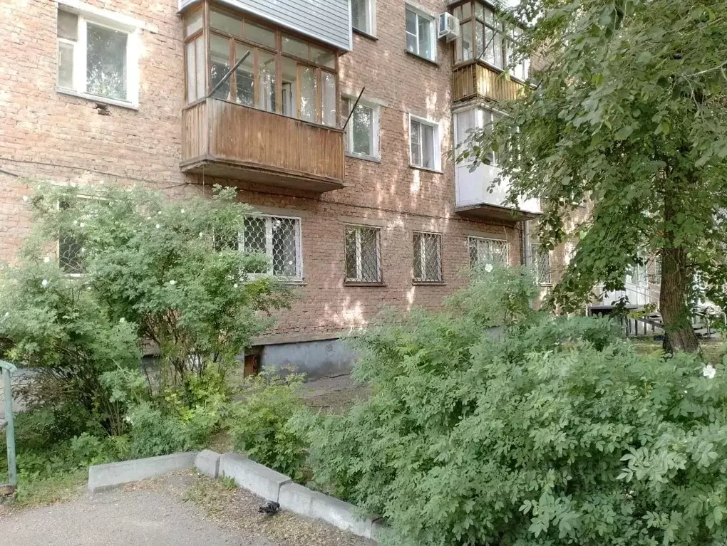 Помещение свободного назначения в Алтайский край, Рубцовск ... - Фото 1