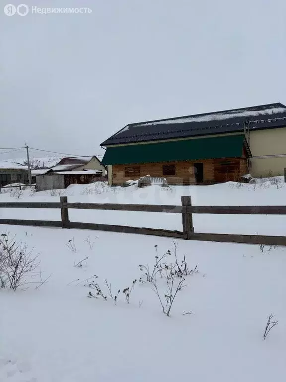 Участок в посёлок Алфёрово, улица П.А. Казанцева (9.9 м) - Фото 1