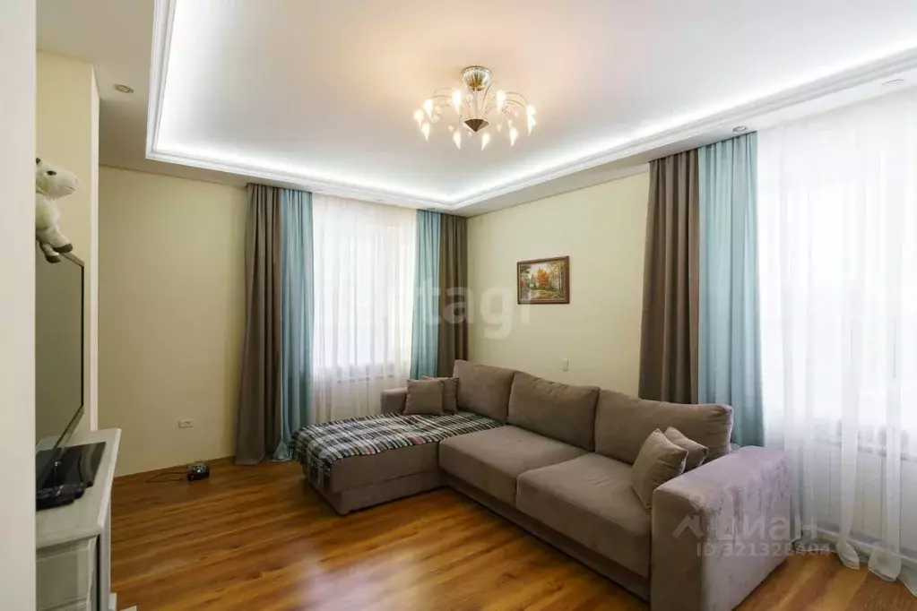 3-к кв. Ульяновская область, Ульяновск Буинская ул., 66 (137.69 м) - Фото 0