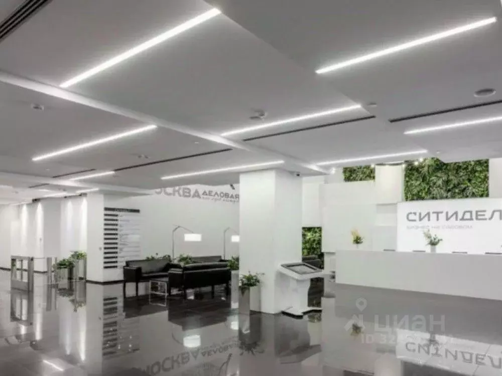 Офис в Москва ул. Земляной Вал, 9 (844 м) - Фото 1