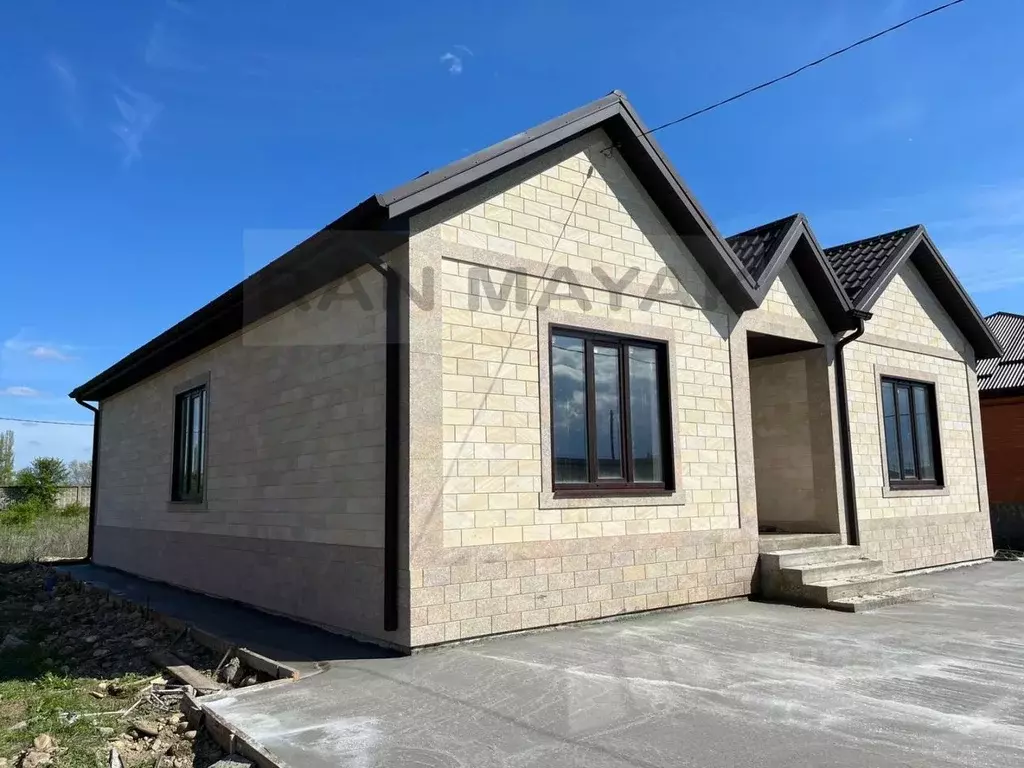 Дом в Адыгея, Майкоп ул. Владимира Высоцкого (168 м) - Фото 1