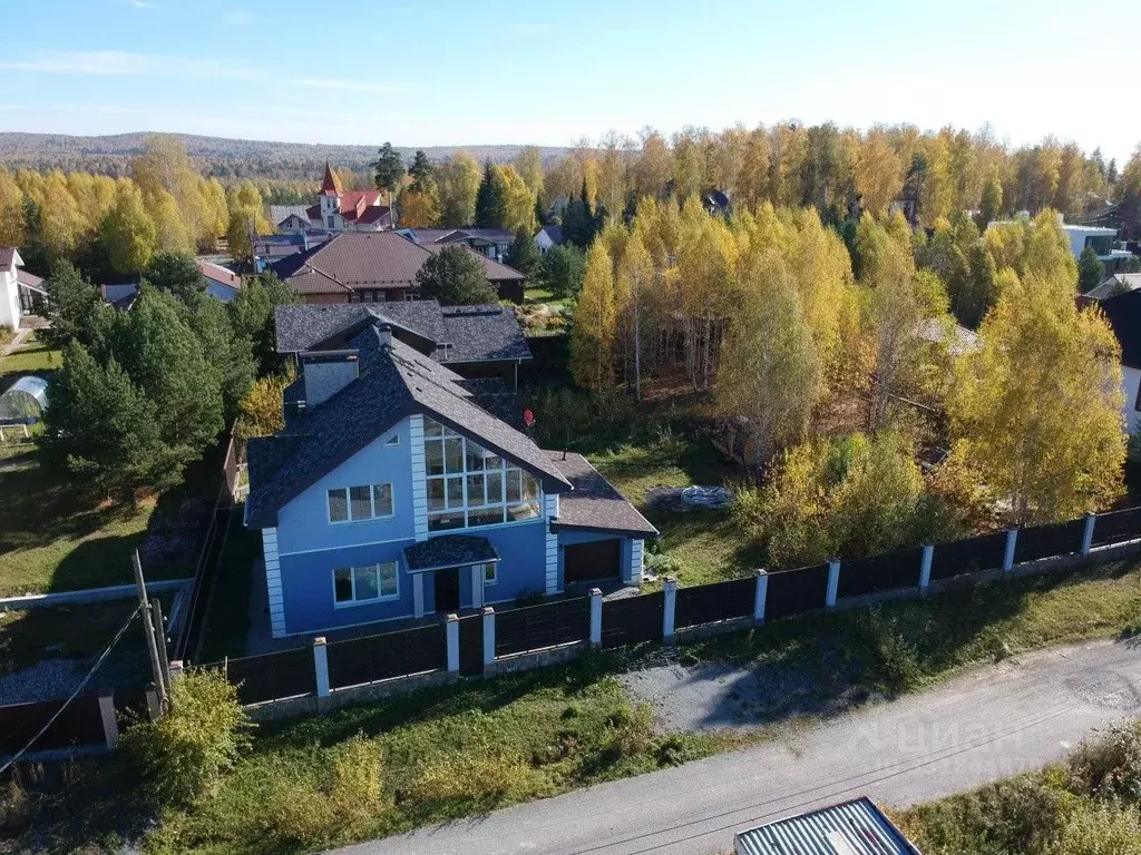 Коттедж в Свердловская область, Первоуральск Отрадная ул., 35 (350 м) - Фото 1