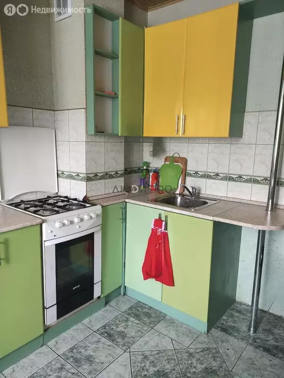 3-комнатная квартира: Саратов, улица имени И.П. Бардина, 6 (66.7 м) - Фото 2