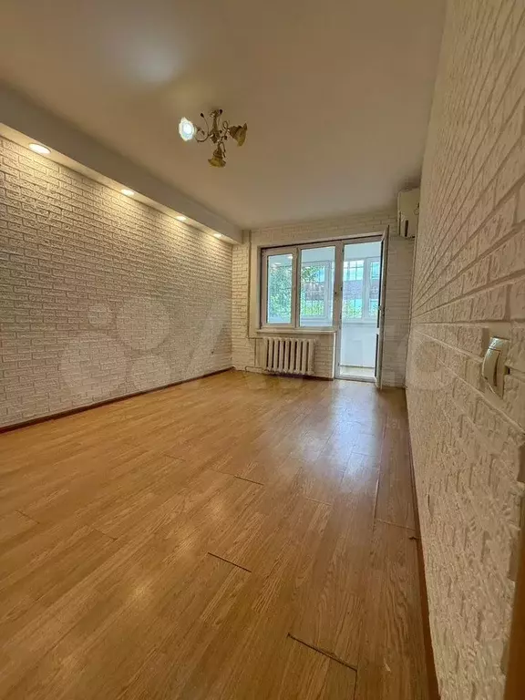 1-к. квартира, 29,7 м, 2/5 эт. - Фото 1