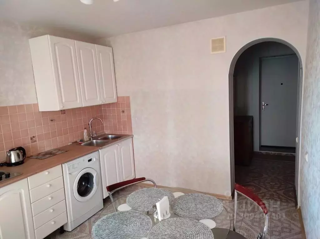 1-к кв. Татарстан, Казань ул. Фатыха Амирхана, 85А (40.0 м) - Фото 1