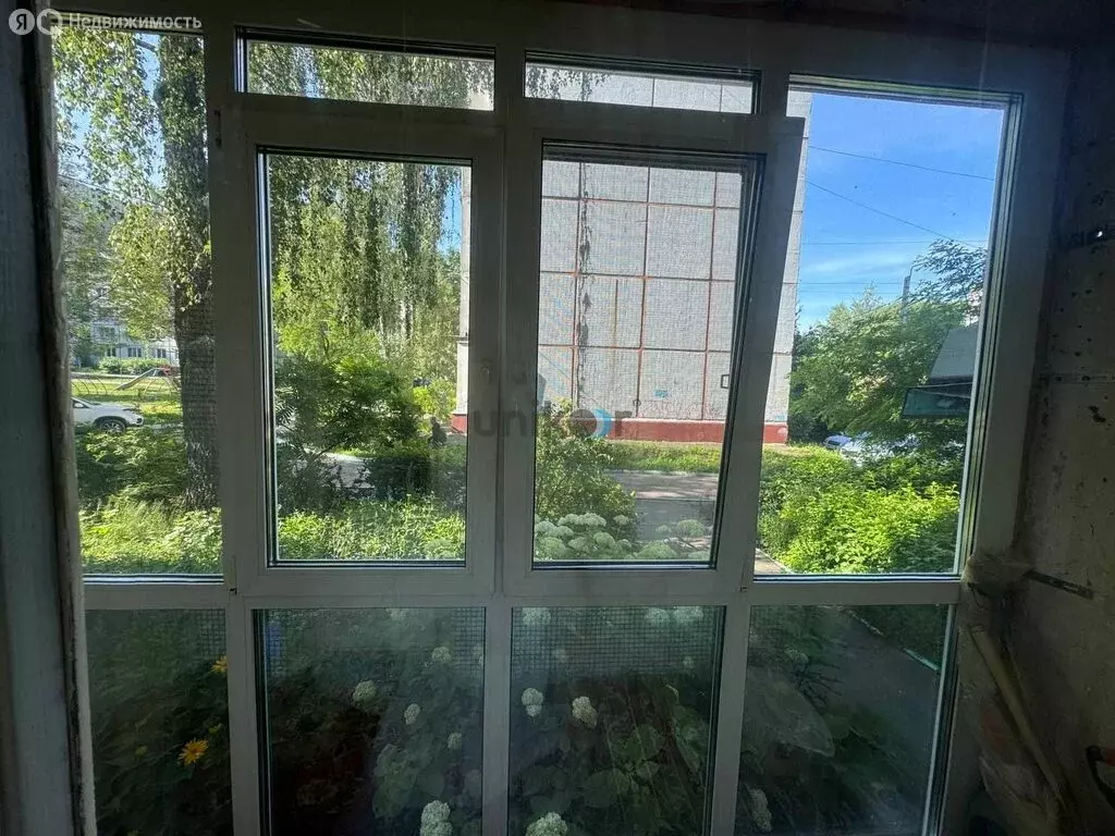 3-комнатная квартира: Брянск, улица Брянского Фронта, 22к1 (68.9 м) - Фото 0