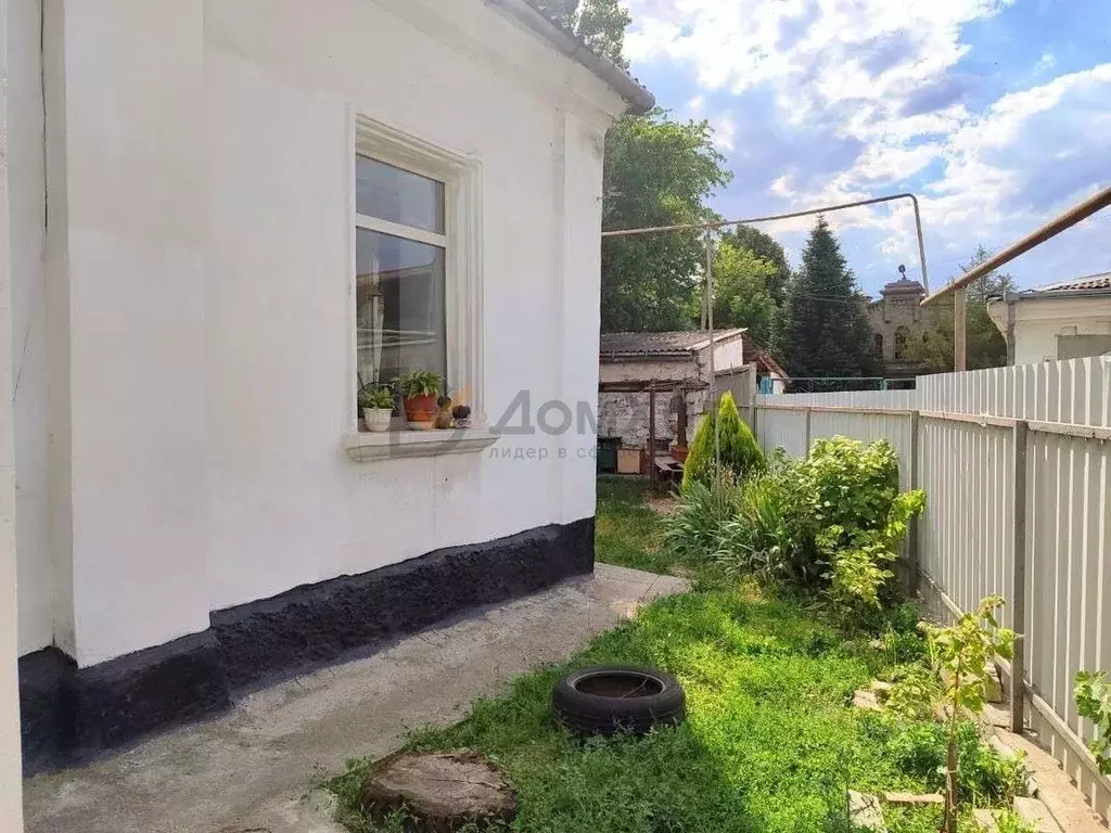 2-к кв. Крым, Симферополь ул. Севастопольская, 39В (32.7 м) - Фото 1