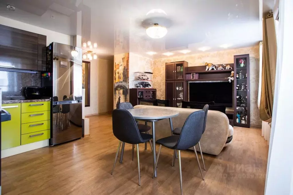 3-к кв. Хабаровский край, Хабаровск ул. Войкова, 8 (68.6 м) - Фото 1