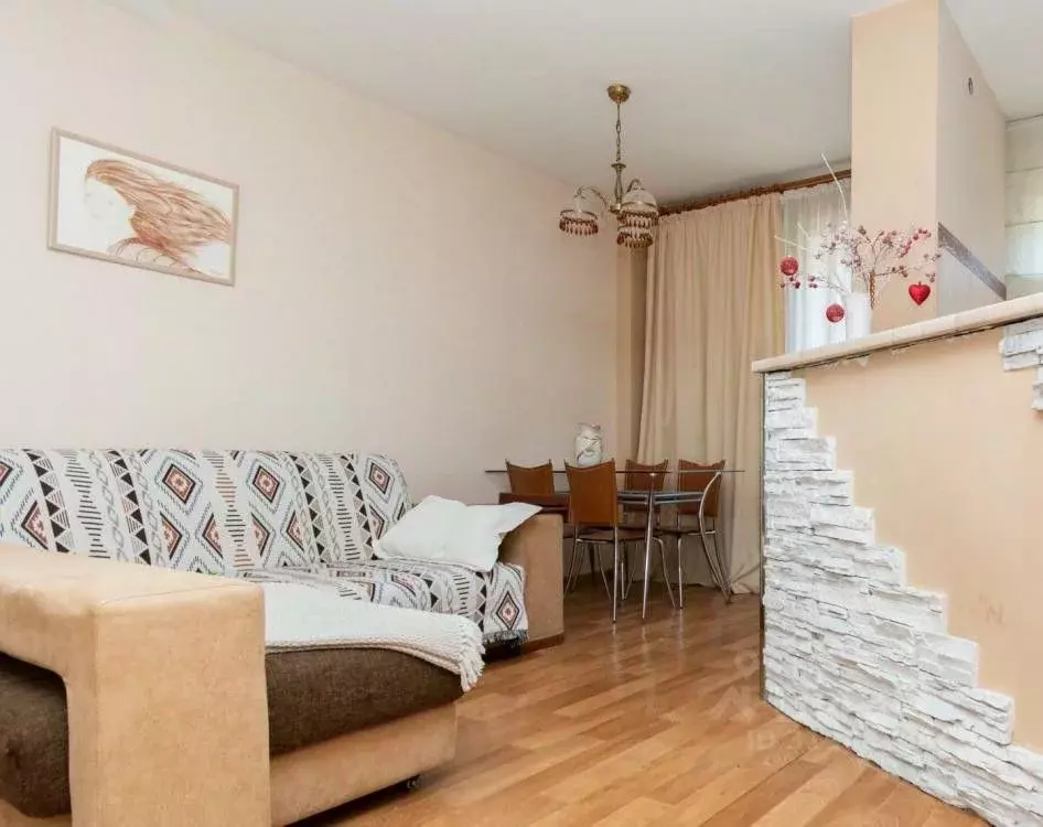 3-к кв. Иркутская область, Иркутск ул. Терешковой, 55 (70.2 м) - Фото 0