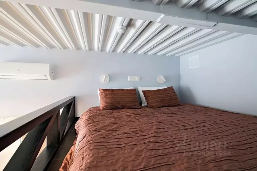 Комната Москва ул. Петровка, 20/1 - Фото 1