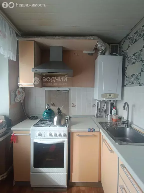 3-комнатная квартира: Цивильск, улица Терешковой, 14 (49.5 м) - Фото 1