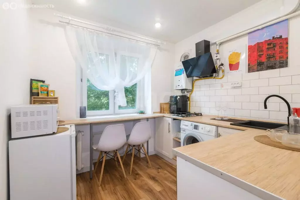 1-комнатная квартира: Калининград, улица Горького, 18 (30.2 м) - Фото 1