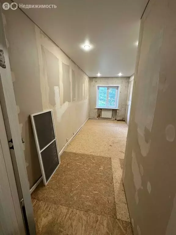 3-комнатная квартира: Ершов, Вокзальная улица, 57 (54 м) - Фото 0