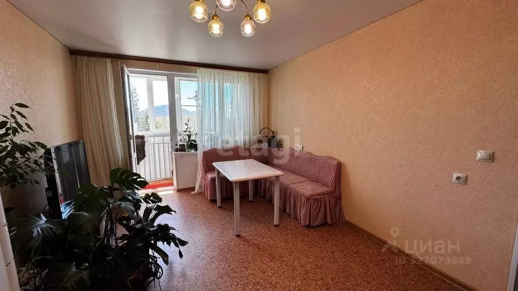 3-к кв. Камчатский край, Елизовский муниципальный округ, с. Паратунка ... - Фото 1