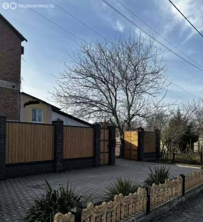 Дом в Красный Сад, улица Шолохова, 8 (250 м) - Фото 1