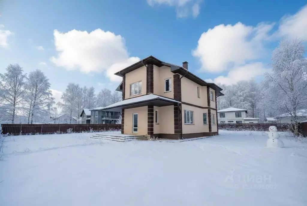 Коттедж в Москва Фаворит кп, 379 (200 м) - Фото 2