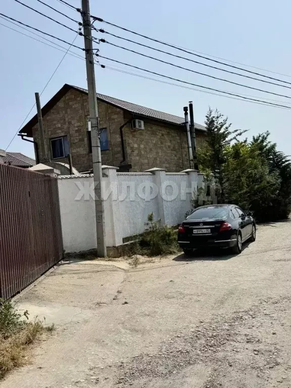 Коттедж в Севастополь ул. Промышленная (500 м) - Фото 1