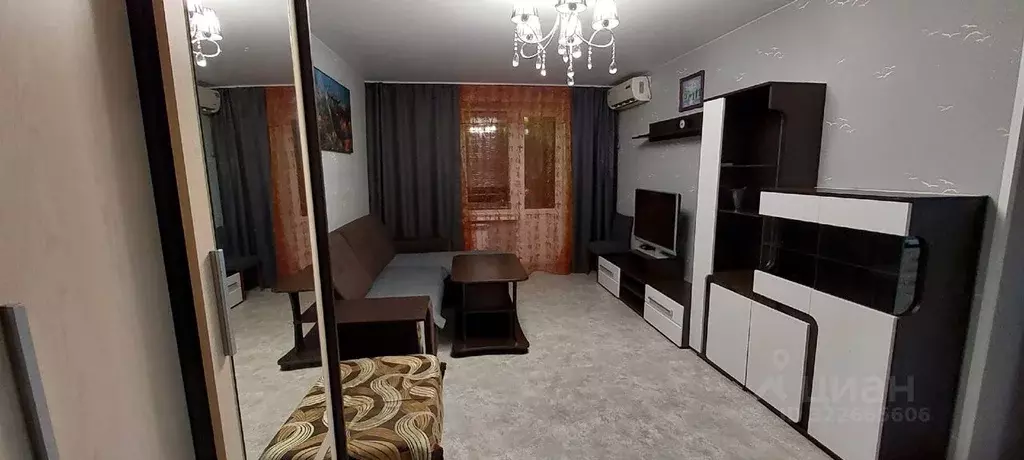 2-к кв. Волгоградская область, Волгоград ул. Кирова, 133А (46.0 м) - Фото 1