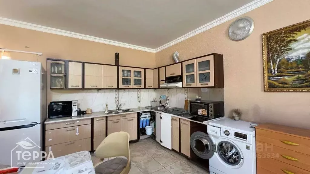 Дом в Крым, Евпатория городской округ, Заозерное пгт ул. ... - Фото 0