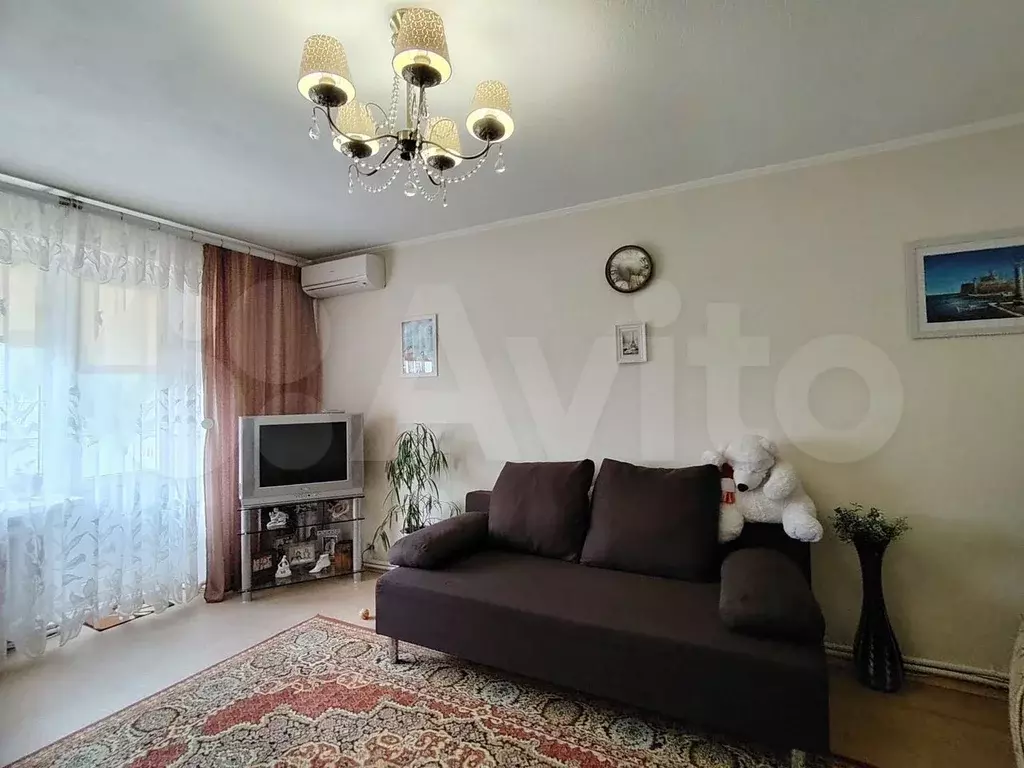 3-к. квартира, 60 м, 4/5 эт. - Фото 0