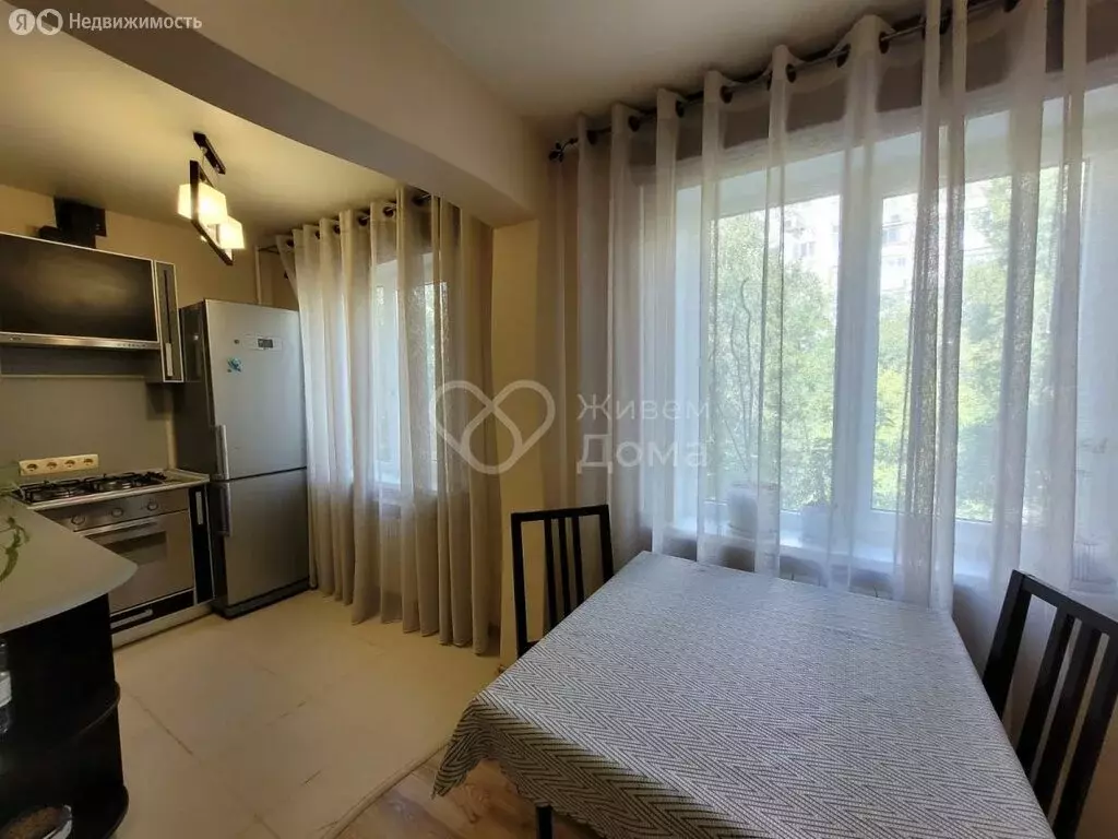 3-комнатная квартира: Волгоград, улица Генерала Штеменко, 37 (59 м) - Фото 1